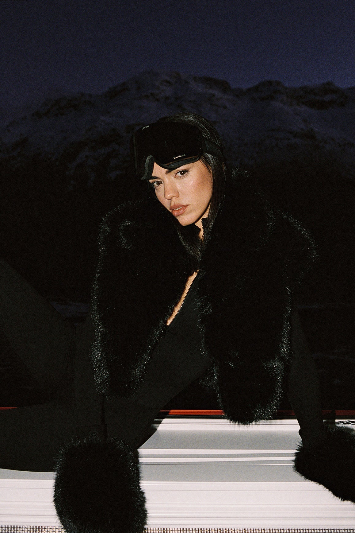 Alpine Cloud Faux Fur Vest | Jet Black | WISKII Active