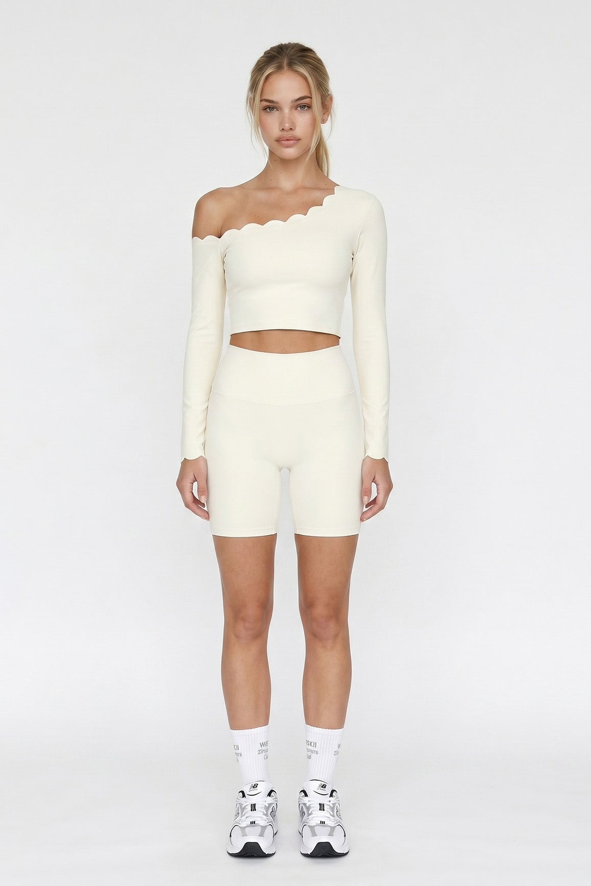 High-Waist Vigor Scrunch Short - WISKII - Shorts