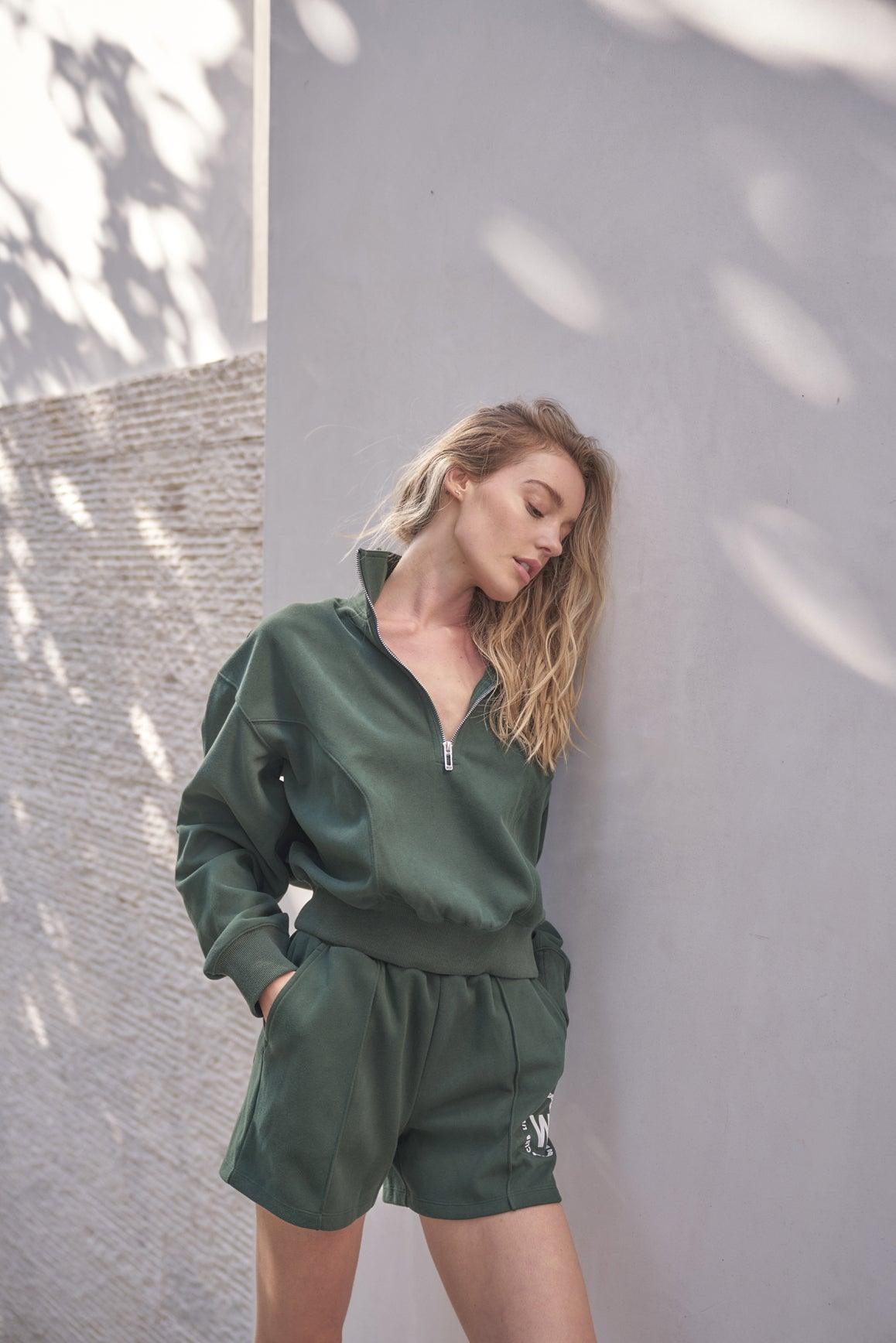 WISKII leisure half-zip sweatshirt in noble green, casual loungewear with a front zipper and soft fabric.