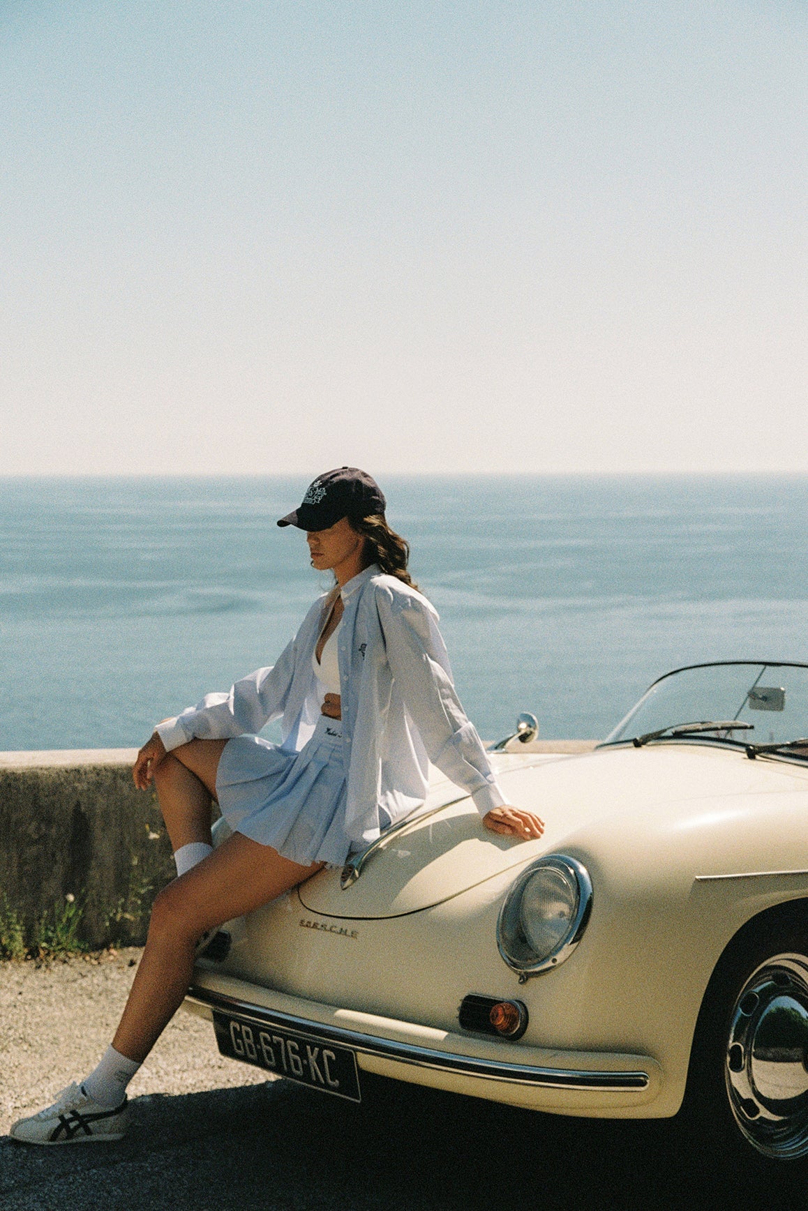 WISKII Riviera Relaxed Cotton Shirt in light fabric, casual fit, perfect for summer, shown in soft cloud color.