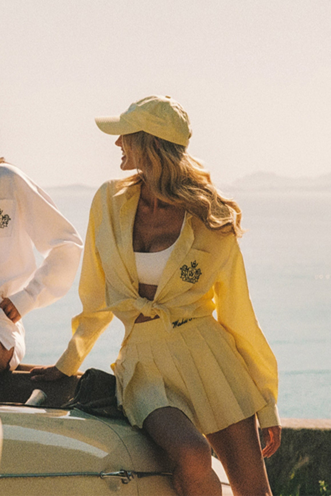 WISKII Riviera relaxed cotton shirt, light and breezy, shown in a casual fit with a soft fabric texture.