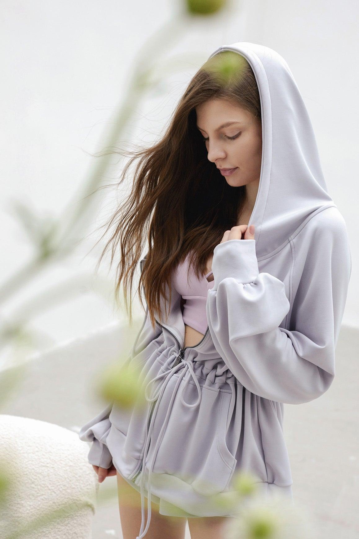 WISKII Over-sized Angel Set in Misty Grey, worn by a model.