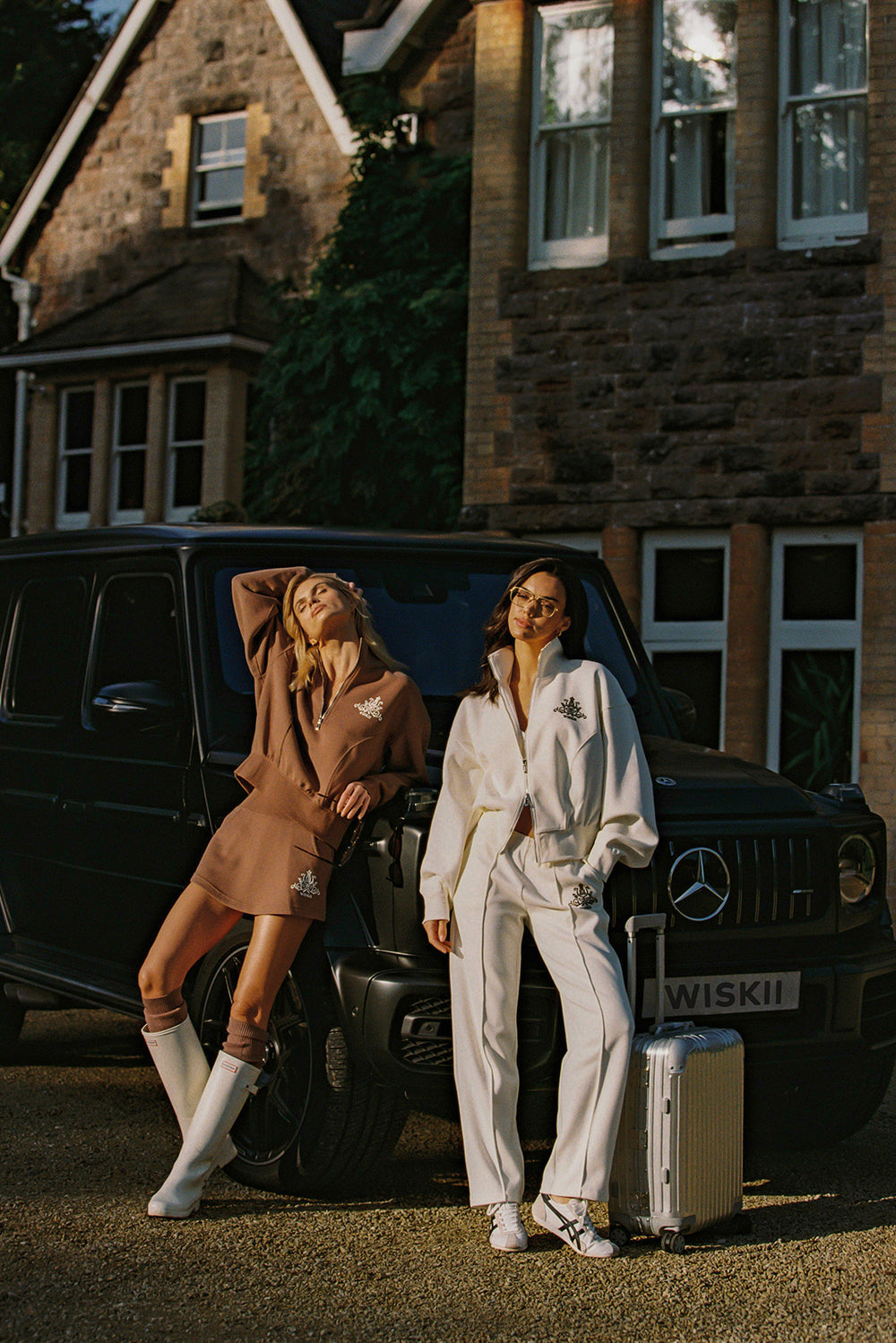 Leisure Half-zip Sweatshirt | Cozy Funnel Neck | WISKII Active