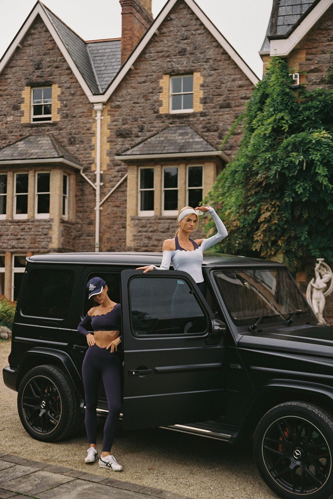 Riviera V-waist Scrunch Legging