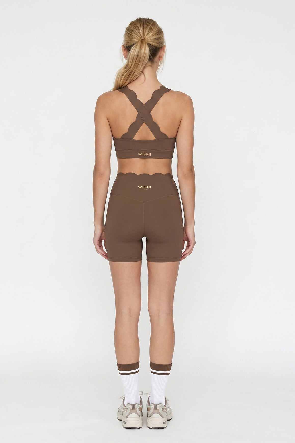 High-Waist Scallop Scrunch Short