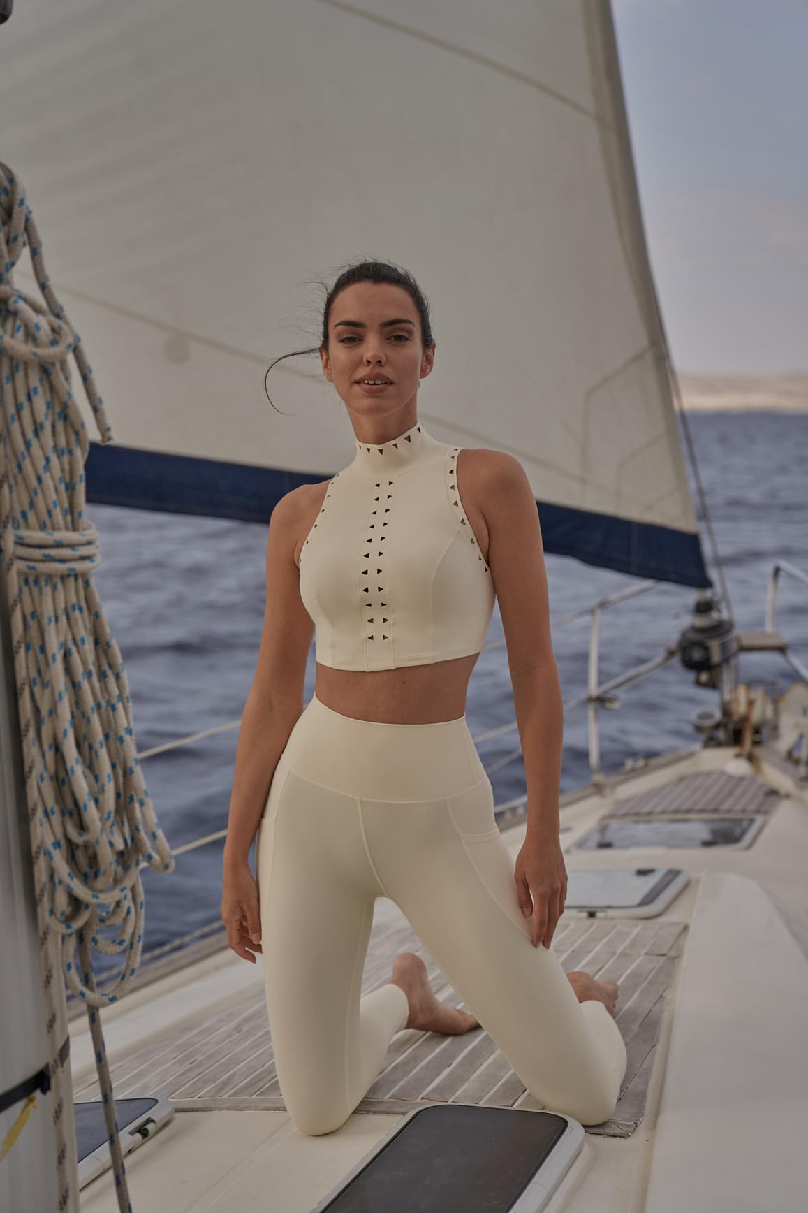 High-Waist Invigorate Legging - WISKIIWS206BpurevanillaS