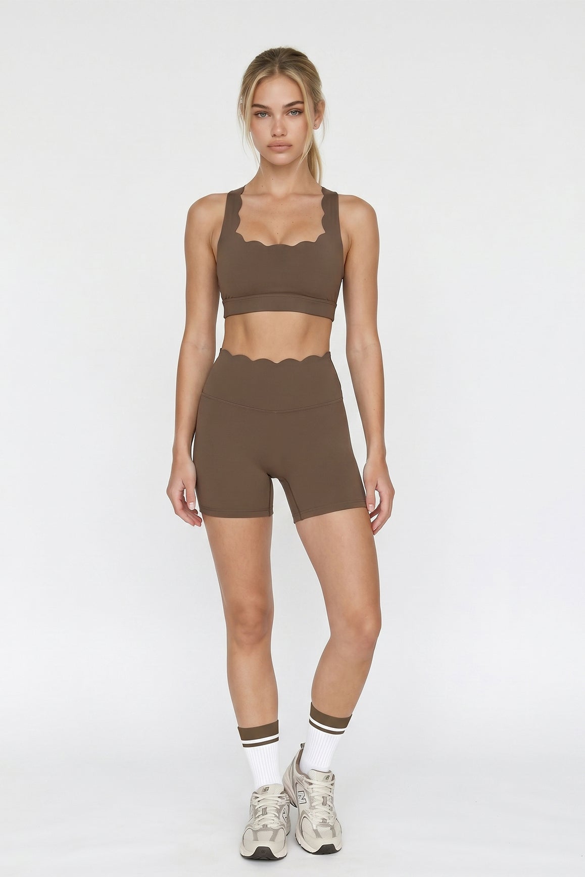 High-Waist Scallop Scrunch Short - WISKII - Shorts
