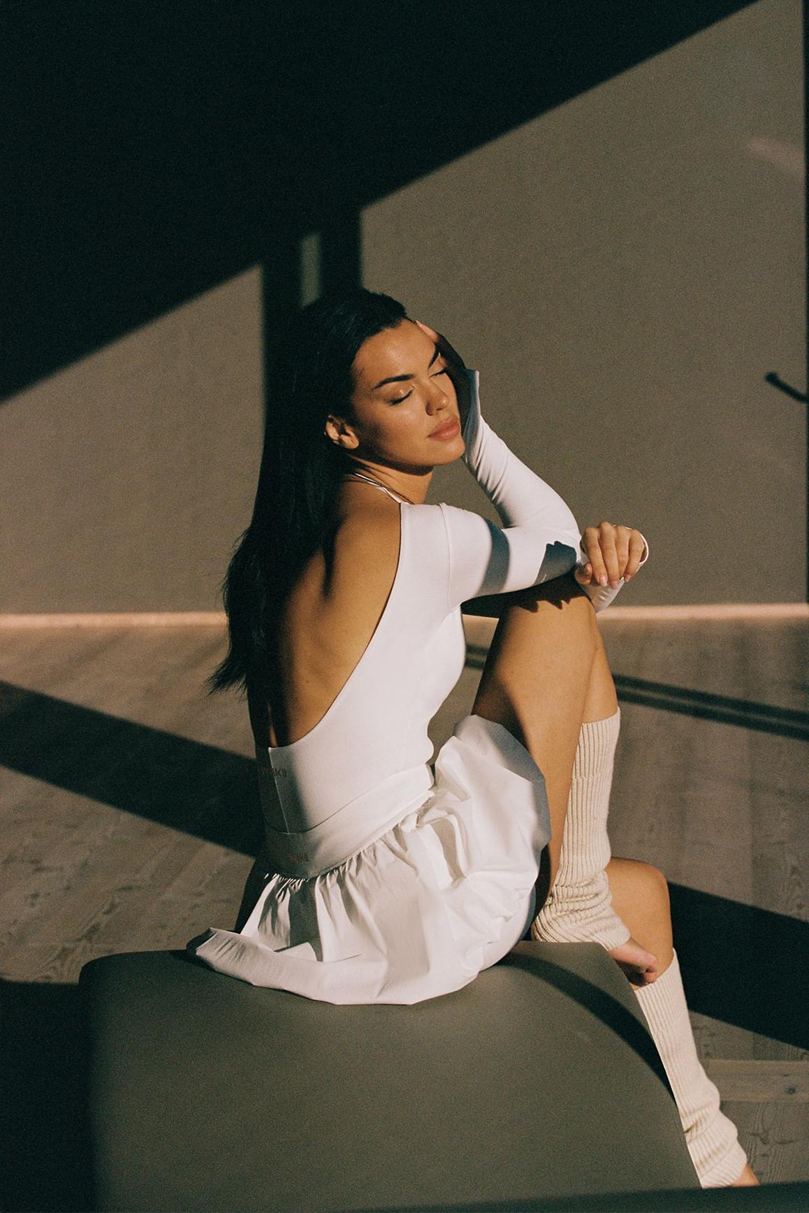 Long Sleeve Open Back Bodysuit - WISKIIWS524ivoryS