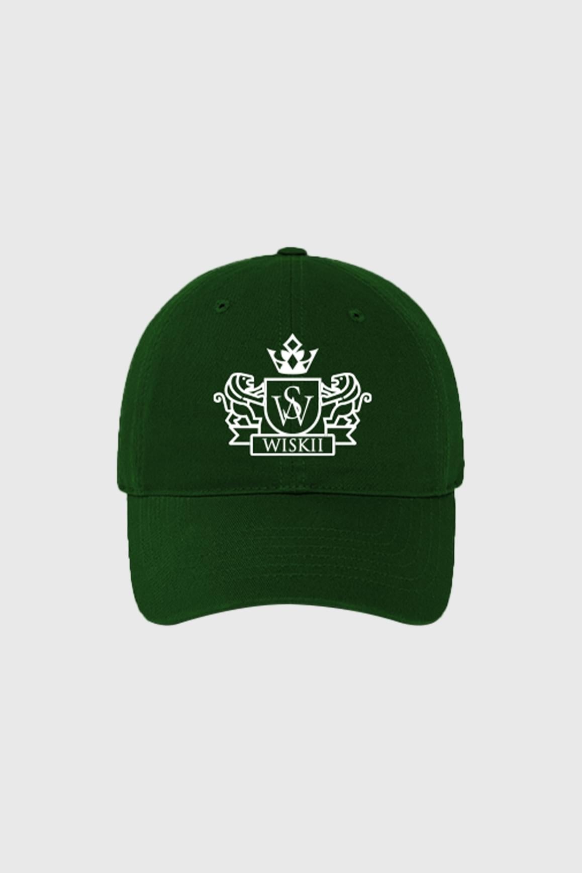 WISKII Riviera Sport Cap 屬於配件系列，為一款造型時尚、可調節的棒球帽，配有弧形帽簷及透氣面料。