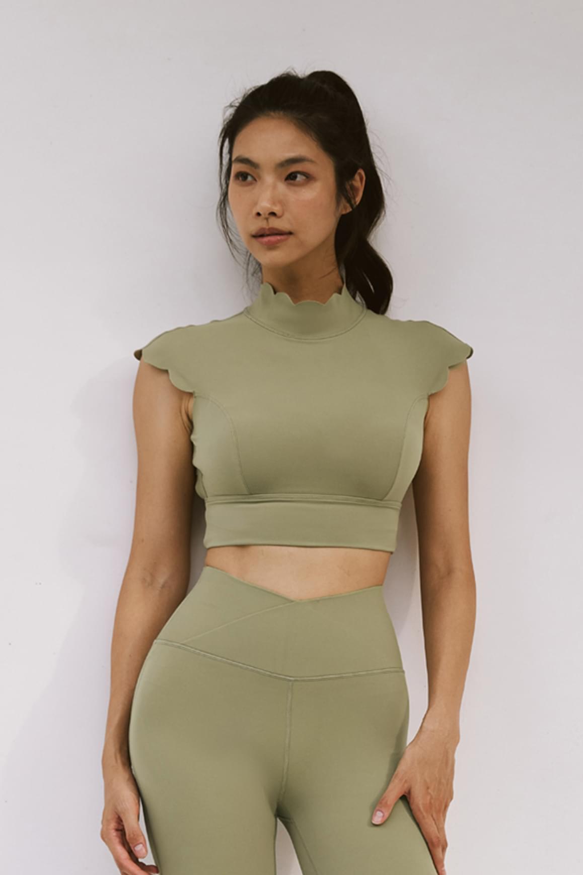 Scallop Cutout Mock Neck Bra - WISKIIWS345mutedkhakiS
