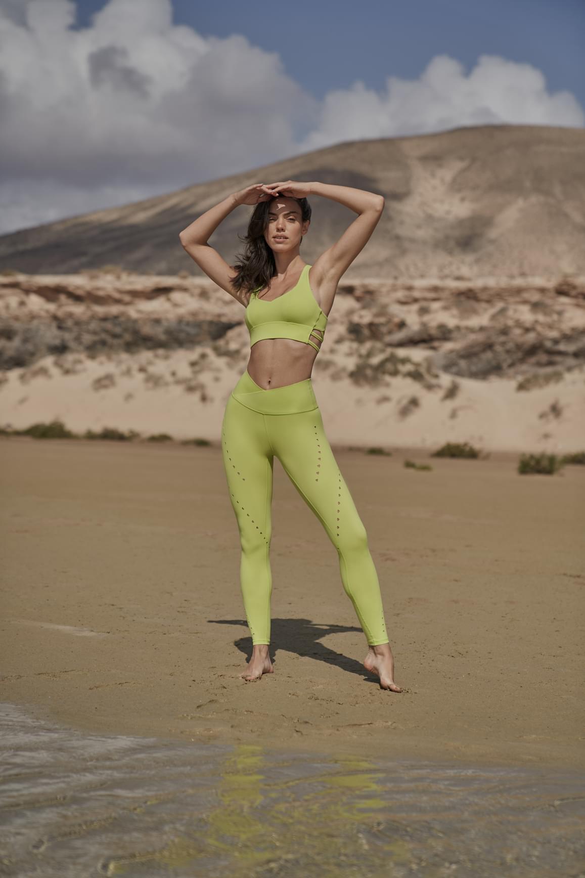V-waist Laser Cut Sports Legging - WISKIIWS272bitterlimeS