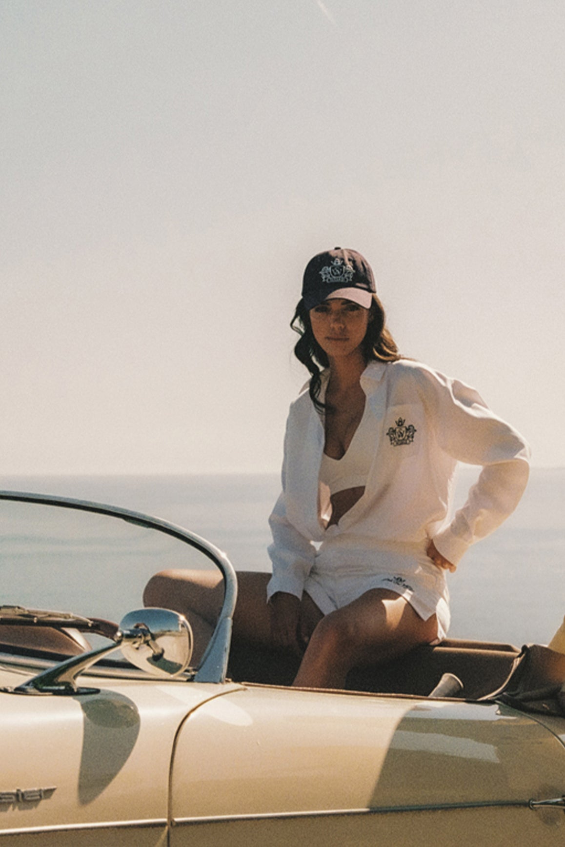 WISKII Riviera relaxed cotton shirt in light blue with a casual fit and short sleeves on a white background.